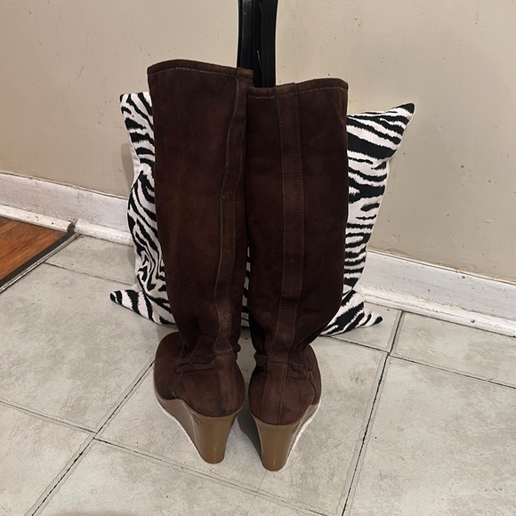 Gucci Merino Lambskin Shearling Wedge Boots w/FUR  size 6 1/2 B - Picture 7 of 17